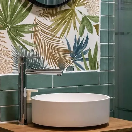 Piso Renovado Cerca Del Ayuntamiento Y Del Metro アパート