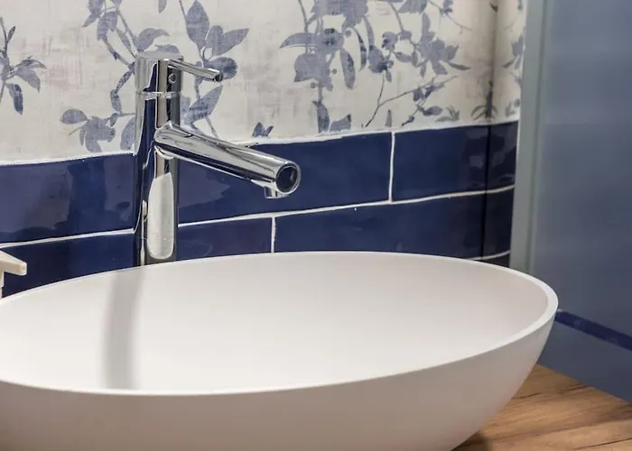 Piso Renovado Cerca Del Ayuntamiento Y Del Metro Appartement *