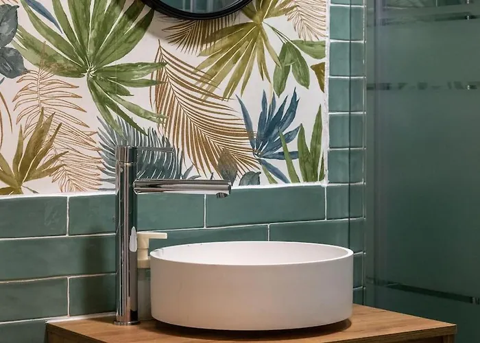 Piso Renovado Cerca Del Ayuntamiento Y Del Metro Appartamento